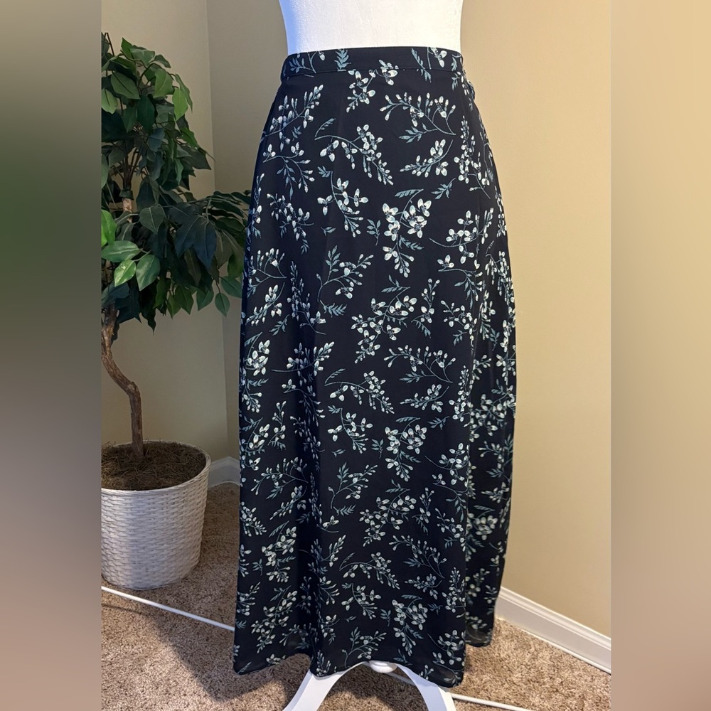 EUC Skirt: A-Line, Maxi, Navy Floral, First Option, c. 2005